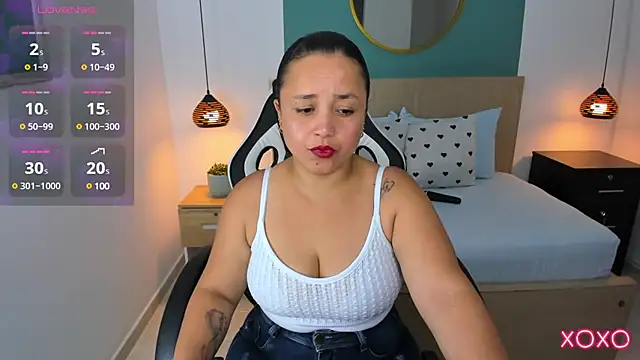Snapshot of linda_rios_ chatting on March 5, 2025, 6:56 pm linda rios online show from March 5, 2025, 6:56 pm