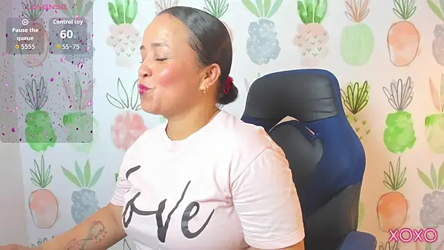 Snapshot of linda_rios_ chatting on September 10, 2025, 7:14 pm linda rios online show from September 10, 2025, 7:14 pm