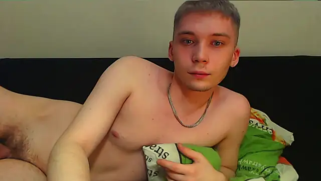   sugarrebit online show from February 3, 2025, 11:47 pm