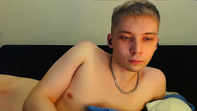   sugarrebit online show from February 8, 2025, 10:19 pm