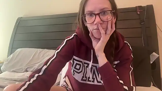 yourstrulylivy69 online show from January 23, 2025, 3:11 pm