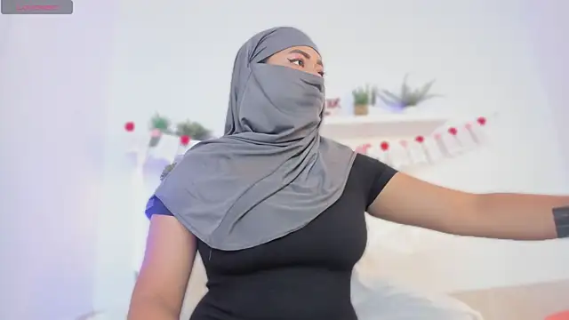 jazmin anbar online show from October 2, 2025, 6:15 pm