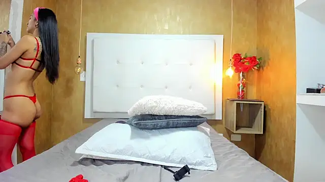 Milaspetite online show from February 2, 2026, 8:18 pm