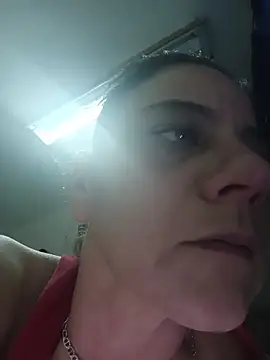 sasi luna online show from April 15, 2026, 1:23 am