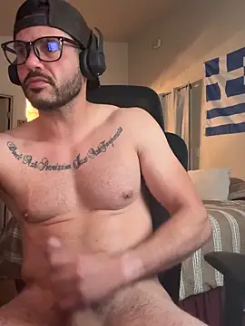 Strokeking4u online show from April 20, 2026, 3:42 am