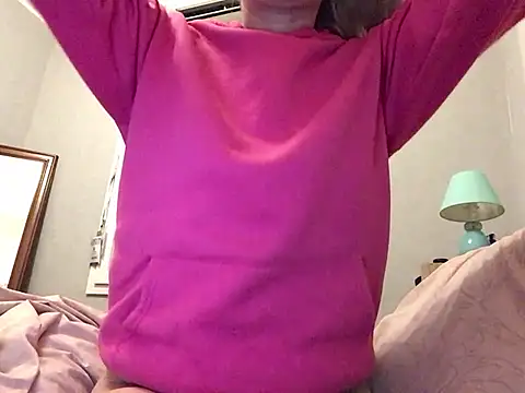 Cally-n online show from February 3, 2025, 2:45 pm