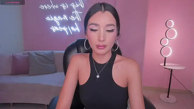 Snapshot of BellaCarteer_ chatting on June 1, 2026, 8:10 pm BellaCarteer online show from June 1, 2026, 8:10 pm
