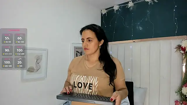 africa holmes online show from November 25, 2025, 2:22 am