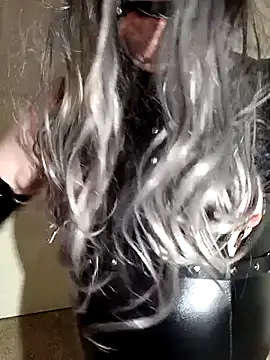 Snapshot of Robvin16 chatting on November 15, 2025, 8:00 am Robvin16 online show from November 15, 2025, 8:00 am