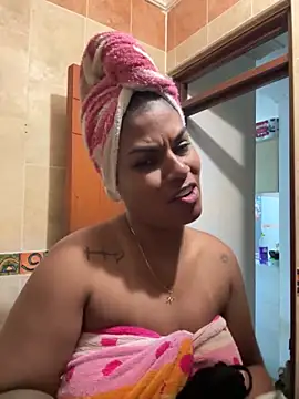 Snapshot of Naticol1 chatting on January 5, 2025, 1:45 am Naticol1 online show from January 5, 2025, 1:45 am