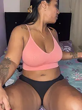 Snapshot of Naticol1 chatting on January 28, 2025, 2:53 am Naticol1 online show from January 28, 2025, 2:53 am