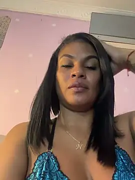 Snapshot of Naticol1 chatting on February 5, 2025, 2:19 am Naticol1 online show from February 5, 2025, 2:19 am