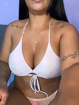 Snapshot of Naticol1 chatting on February 9, 2025, 1:33 am Naticol1 online show from February 9, 2025, 1:33 am