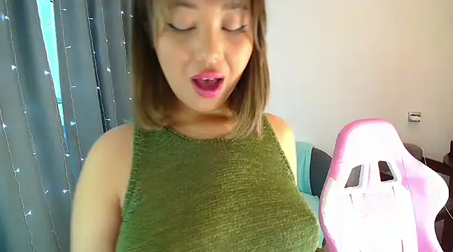 Snapshot of PurrrfectMiko chatting on January 13, 2025, 8:58 am PurrrfectMiko online show from January 13, 2025, 8:58 am