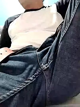 Bombi22 online show from January 7, 2025, 3:46 am