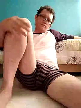 Bombi22 online show from January 7, 2025, 3:23 pm