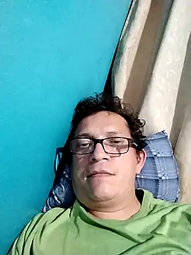 Bombi22 online show from February 18, 2025, 5:31 am