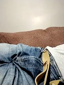 Bombi22 online show from February 21, 2025, 5:24 am