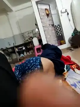 hotty aira online show from January 10, 2025, 5:24 pm