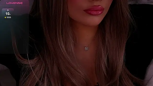 Graciane Lee online show from November 13, 2025, 3:55 pm