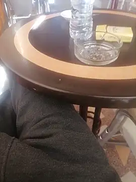 MamhounXx1 online show from December 23, 2024, 10:32 am