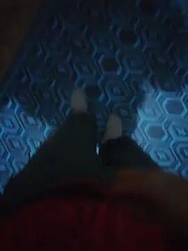 MamhounXx1 online show from December 25, 2024, 5:37 pm