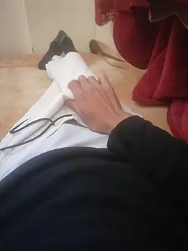 MamhounXx1 online show from January 1, 2025, 12:33 pm