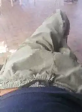 MamhounXx1 online show from October 3, 2025, 12:46 pm