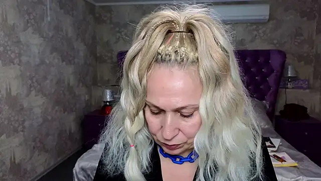 Penelope Pinky online show from January 31, 2025, 4:59 pm