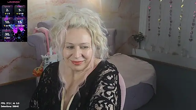 Snapshot of Penelope_Pinky chatting on June 25, 2026, 1:26 pm Penelope Pinky online show from June 25, 2026, 1:26 pm