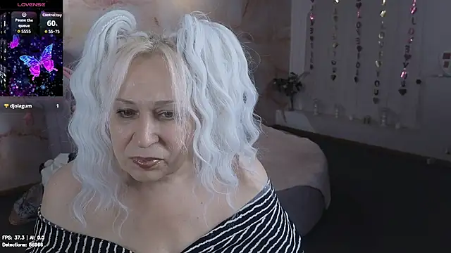 Snapshot of Penelope_Pinky chatting on July 9, 2026, 1:04 pm Penelope Pinky online show from July 9, 2026, 1:04 pm