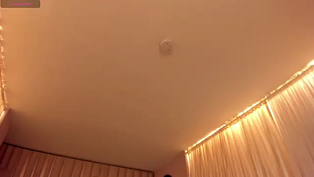 FernandaX1 online show from January 14, 2025, 12:22 am