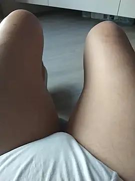 Snapshot of Dannydy2015 chatting on January 19, 2026, 1:42 am Dannydy2015 online show from January 19, 2026, 1:42 am