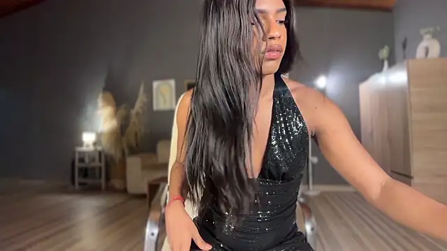 leila seasiren online show from July 2, 2026, 3:23 am