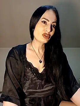 Snapshot of EveeRose chatting on February 3, 2026, 8:08 am EveeRose online show from February 3, 2026, 8:08 am