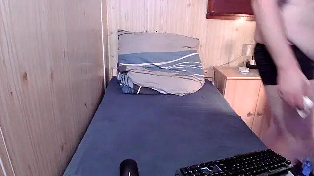 TinyDickBear online show from February 8, 2025, 11:01 am