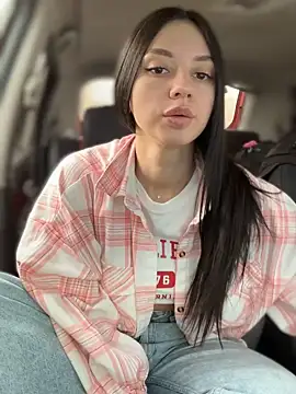 Snapshot of JulliaVegas chatting on September 23, 2025, 1:30 am JulliaVegas online show from September 23, 2025, 1:30 am