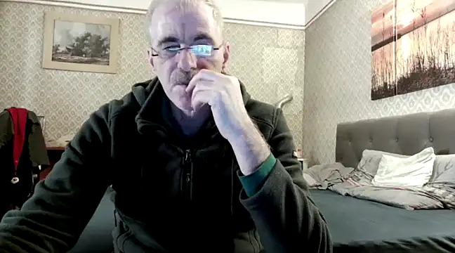 farock online show from December 30, 2024, 1:58 pm