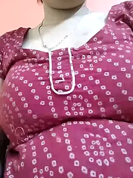 Snapshot of sunita-doll chatting on December 16, 2024, 6:32 am sunita-doll online show from December 16, 2024, 6:32 am