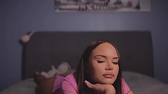 Viktoria www online show from March 16, 2026, 10:36 pm