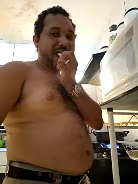 Snapshot of alexjs84 chatting on November 15, 2025, 4:36 pm alexjs84 online show from November 15, 2025, 4:36 pm