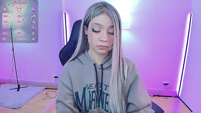 EmmaJhonnsson online show from January 30, 2025, 8:54 am