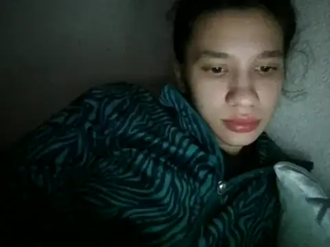 maiaandreea online show from March 8, 2025, 10:45 pm