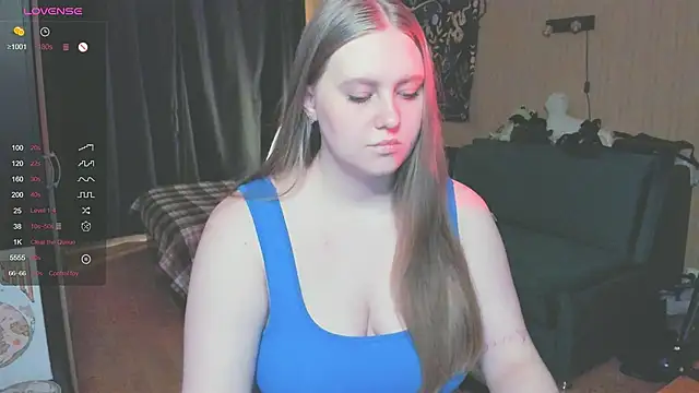 Alice Dreamgirl  online show from October 21, 2025, 11:55 am