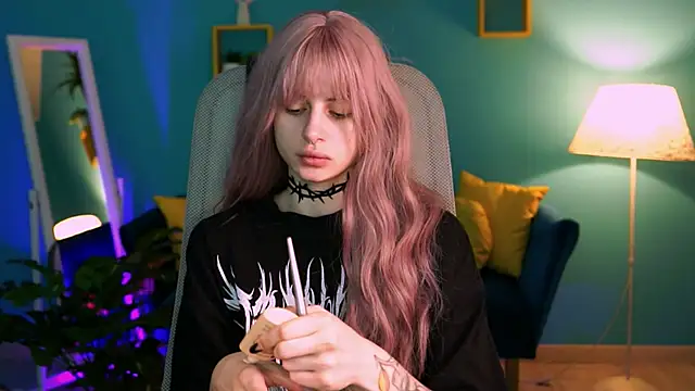 JadeCastle  online show from March 18, 2025, 4:58 am