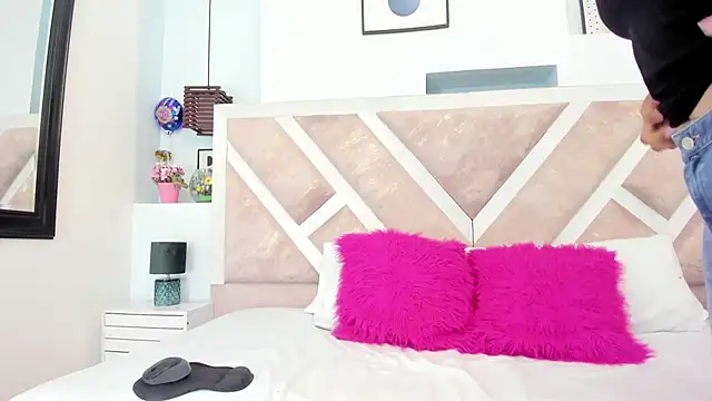 hotmature1 online show from February 7, 2026, 11:03 am