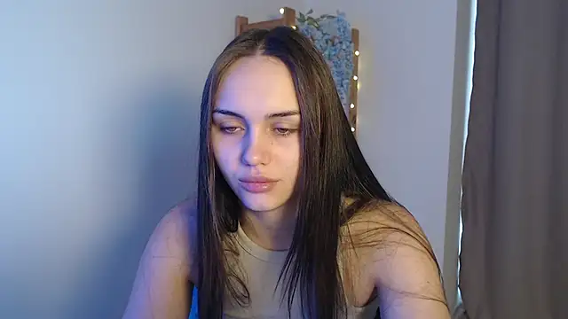 Snapshot of IrinaShayk18 chatting on January 5, 2025, 8:54 am IrinaShayk18 online show from January 5, 2025, 8:54 am