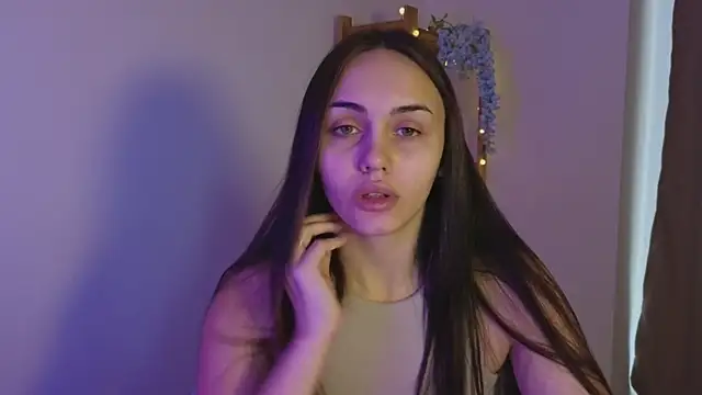 Snapshot of IrinaShayk18 chatting on January 28, 2025, 9:19 am IrinaShayk18 online show from January 28, 2025, 9:19 am