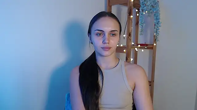 Snapshot of IrinaShayk18 chatting on February 1, 2025, 12:37 pm IrinaShayk18 online show from February 1, 2025, 12:37 pm