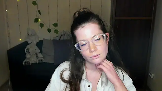 Snapshot of Alicia_redfollow chatting on January 14, 2025, 12:45 pm Alicia redfollow online show from January 14, 2025, 12:45 pm